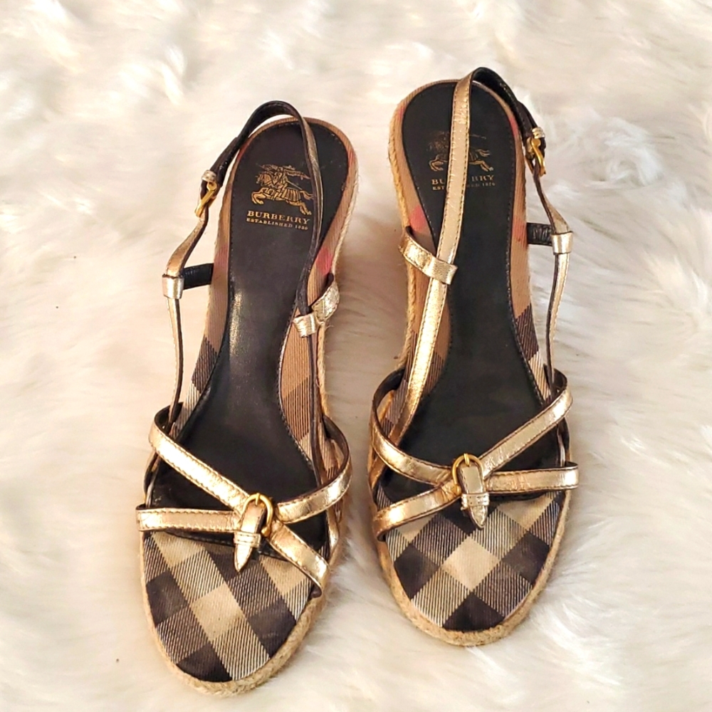 Burberry Women Espadrilles Sandals Size 40 Gold Logo Stripe